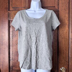 Old Navy Gray "Everywear" Tee Medium